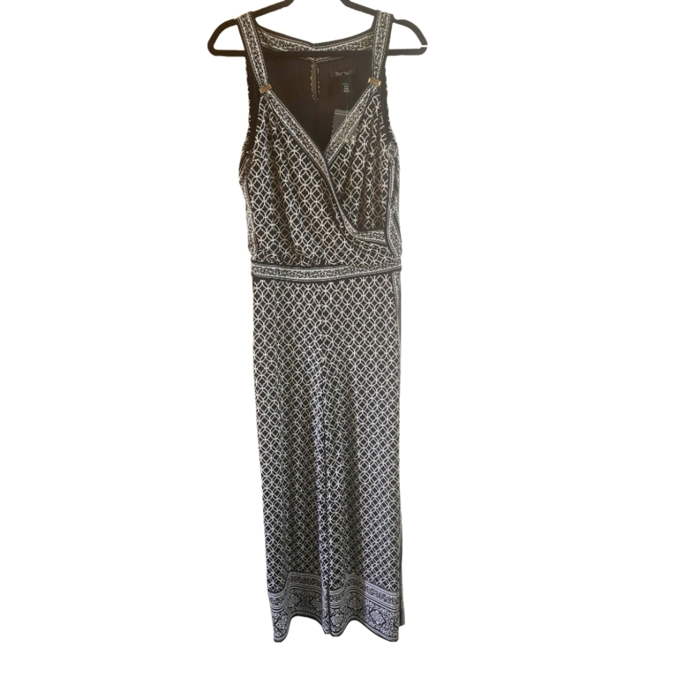 NWOT White House Black Market Patterned Jumpsuit Romper Sz 6